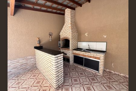 Casa à venda com 183m², 4 quartos e 2 vagasÁrea Externa