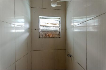 Casa para alugar com 60m², 1 quarto e 1 vaga Casa para alugar com 60m², 1 quarto e 1 vagaBanheiro