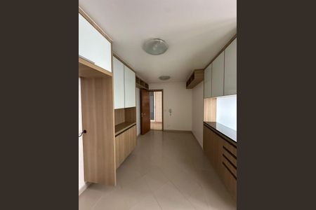 Apartamento à venda com 202m², 4 quartos e 2 vagas Apartamento à venda com 202m², 4 quartos e 2 vagasFoto 18