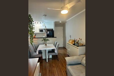 Sala de apartamento à venda com 2 quartos, 45m² em Vila Tolstoi, São Paulo
