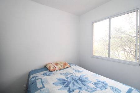 Quarto 1 de apartamento para alugar com 2 quartos, 34m² em Jardim Itacolomi, São Paulo