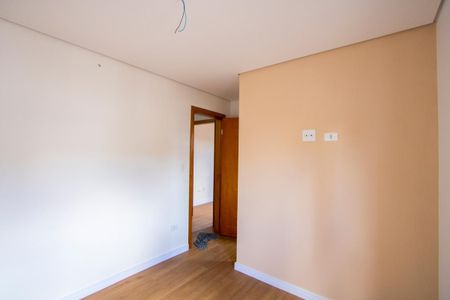 Casa à venda com 93m², 2 quartos e 2 vagasSuíte 2