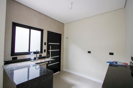 Casa à venda com 93m², 2 quartos e 2 vagasCozinha