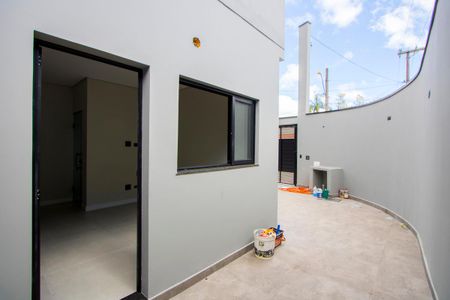 Casa à venda com 93m², 2 quartos e 2 vagasÁrea de serviço