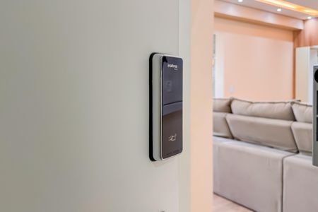 Apartamento à venda com 75m², 2 quartos e 2 vagasFechadura Eletrônica