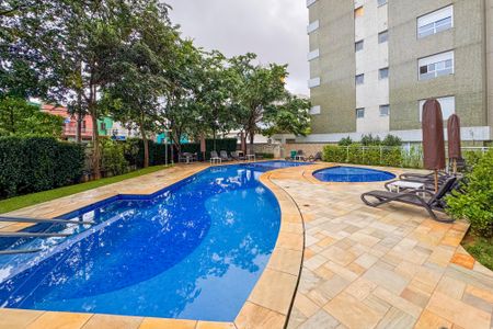 Apartamento à venda com 75m², 2 quartos e 2 vagasPiscina