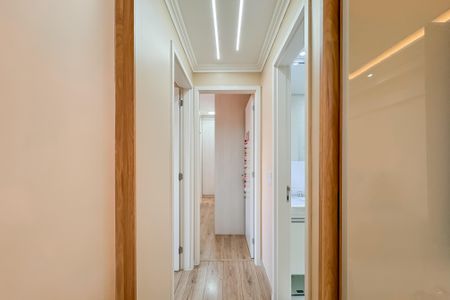 Apartamento à venda com 75m², 2 quartos e 2 vagasCorredor