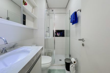Apartamento à venda com 75m², 2 quartos e 2 vagasBanheiro Social