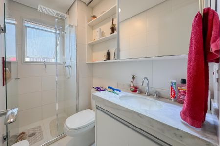 Apartamento à venda com 75m², 2 quartos e 2 vagasBanheiro da Suíte