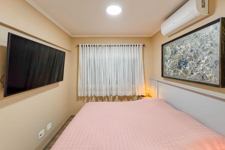 Apartamento à venda com 75m², 2 quartos e 2 vagasSuíte - Cortinas