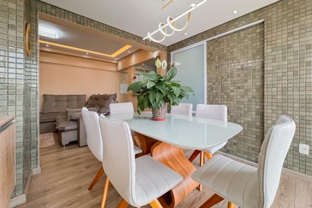 Apartamento à venda com 75m², 2 quartos e 2 vagasVaranda da Sala