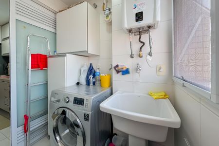 Apartamento à venda com 75m², 2 quartos e 2 vagasÁrea de Serviço