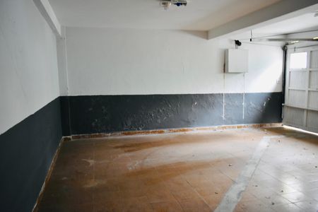 Casa à venda com 162m², 3 quartos e 4 vagas Casa à venda com 162m², 3 quartos e 4 vagasGaragem 1
