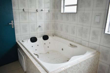 Casa à venda com 162m², 3 quartos e 4 vagas Casa à venda com 162m², 3 quartos e 4 vagasBanheiro da Suíte 2