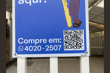 Casa à venda com 162m², 3 quartos e 4 vagas Casa à venda com 162m², 3 quartos e 4 vagasPlaca