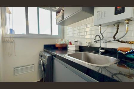 Apartamento à venda com 80m², 2 quartos e 2 vagas Apartamento à venda com 80m², 2 quartos e 2 vagasÁrea de Serviço