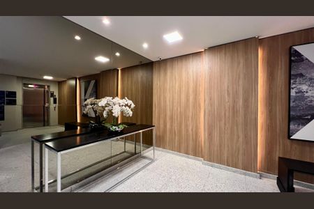 Apartamento à venda com 80m², 2 quartos e 2 vagas Apartamento à venda com 80m², 2 quartos e 2 vagasHall de entrada