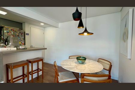 Apartamento à venda com 80m², 2 quartos e 2 vagas Apartamento à venda com 80m², 2 quartos e 2 vagasSala de Jantar