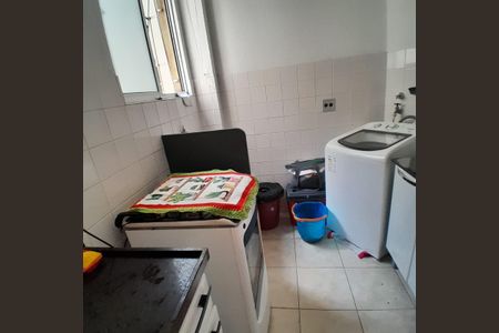 Apartamento à venda com 56m², 2 quartos e 1 vagaCozinha e Área de Serviço