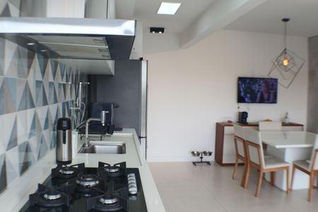 Apartamento à venda com 90m², 2 quartos e 2 vagas Apartamento à venda com 90m², 2 quartos e 2 vagasCozinha