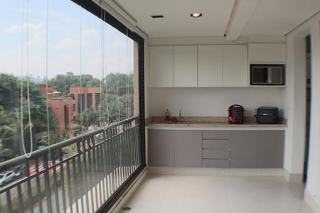 Apartamento à venda com 90m², 2 quartos e 2 vagas Apartamento à venda com 90m², 2 quartos e 2 vagasVaranda da Sala