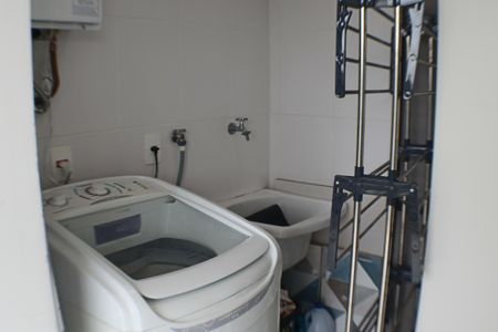 Apartamento à venda com 90m², 2 quartos e 2 vagas Apartamento à venda com 90m², 2 quartos e 2 vagasÁrea de Serviço