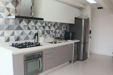 Apartamento à venda com 90m², 2 quartos e 2 vagas Apartamento à venda com 90m², 2 quartos e 2 vagasCozinha