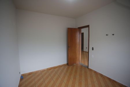 Quarto 1 de casa para alugar com 2 quartos, 70m² em Palmeiras, Belo Horizonte