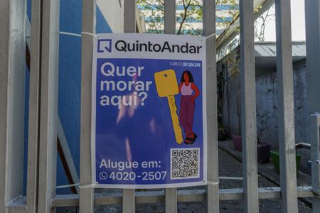 Casa de condomínio para alugar com 150m², 3 quartos e 2 vagasPlaca