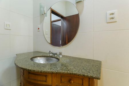 Casa de condomínio para alugar com 150m², 3 quartos e 2 vagasBanheiro
