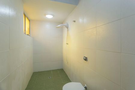 Casa de condomínio para alugar com 150m², 3 quartos e 2 vagasBanheiro