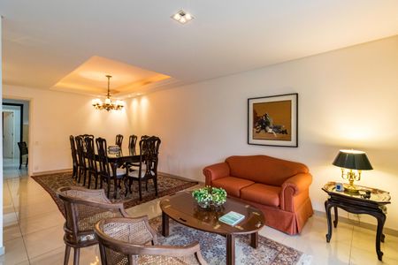 Sala de apartamento à venda com 3 quartos, 194m² em Vila Suzana, São Paulo