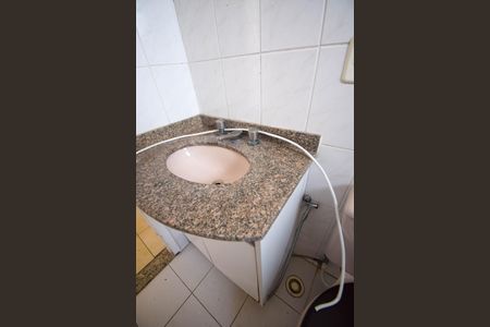 Apartamento à venda com 77m², 2 quartos e 2 vagasBanheiro