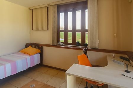 Casa para alugar com 3 quartos, 287m² em Garças, Belo Horizonte