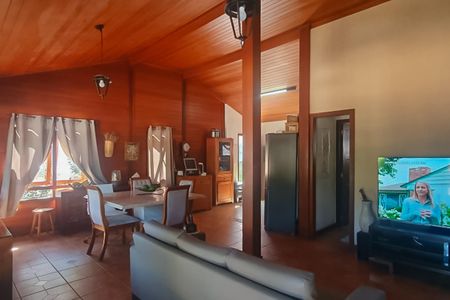 Casa para alugar com 3 quartos, 287m² em Garças, Belo Horizonte