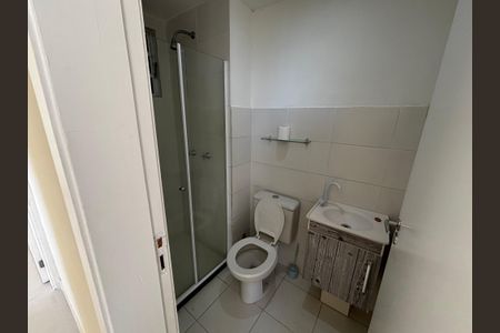 Apartamento à venda com 48m², 2 quartos e sem vaga Apartamento à venda com 48m², 2 quartos e sem vagaBanheiro