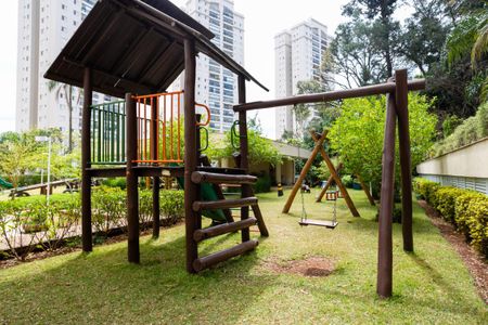 Apartamento à venda com 142m², 3 quartos e 2 vagasÁrea comum - Playground