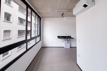 Studio de kitnet/studio para alugar com 1 quarto, 20m² em Cerqueira César, São Paulo