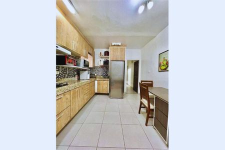 Foto 03 de casa à venda com 4 quartos, 185m² em Vila Mariana, São Paulo