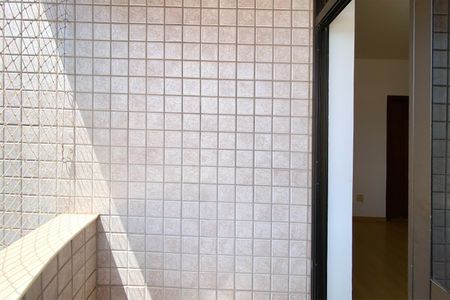 Apartamento à venda com 102m², 3 quartos e 2 vagas Apartamento à venda com 102m², 3 quartos e 2 vagasVaranda da Suite