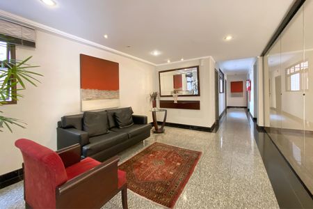 Apartamento à venda com 102m², 3 quartos e 2 vagas Apartamento à venda com 102m², 3 quartos e 2 vagasÁrea comum - Hall