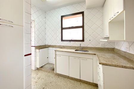 Apartamento à venda com 102m², 3 quartos e 2 vagas Apartamento à venda com 102m², 3 quartos e 2 vagasCozinha