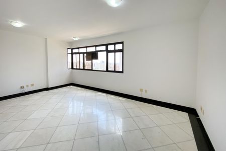 Apartamento à venda com 102m², 3 quartos e 2 vagasSala