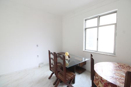Sala de apartamento para alugar com 2 quartos, 55m² em Jacaré, Rio de Janeiro