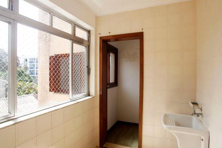 Apartamento para alugar com 178m², 4 quartos e 1 vagaÁrea de Serviço + Despensa