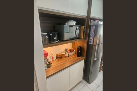 Apartamento à venda com 108m², 3 quartos e 2 vagas Apartamento à venda com 108m², 3 quartos e 2 vagasCozinha