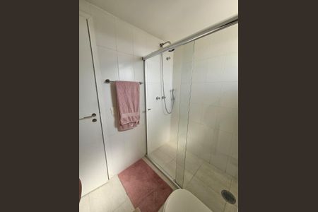 Apartamento à venda com 108m², 3 quartos e 2 vagas Apartamento à venda com 108m², 3 quartos e 2 vagasBanheiro