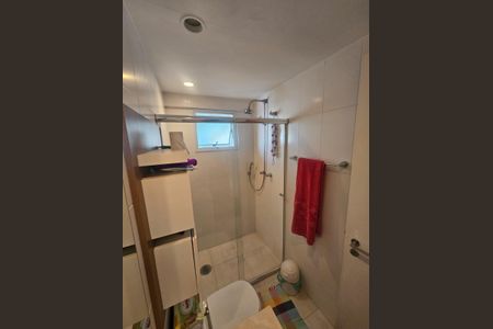 Apartamento à venda com 108m², 3 quartos e 2 vagas Apartamento à venda com 108m², 3 quartos e 2 vagasBanheiro