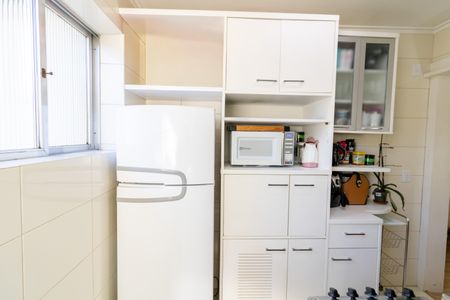 Apartamento à venda com 58m², 2 quartos e 1 vaga Apartamento à venda com 58m², 2 quartos e 1 vagaCozinha e Área de Serviço