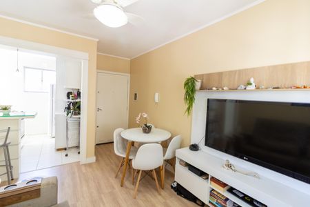 Sala de apartamento à venda com 2 quartos, 58m² em Teresópolis, Porto Alegre